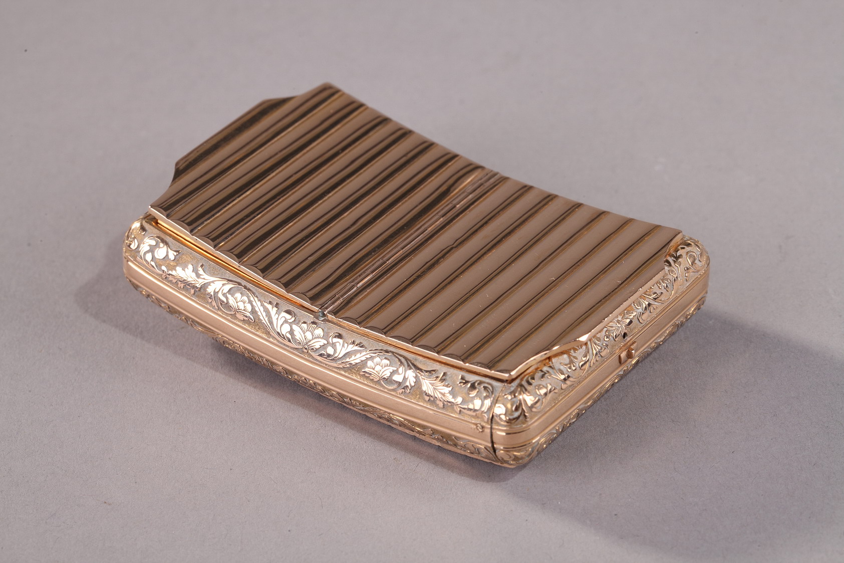 Early 19th century GOLD MUSICAL SNUFF BOX, ALEXANDRE MAGNIN, GENEVA